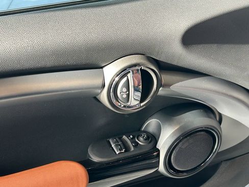 Used 2023 MINI Cooper S image 12