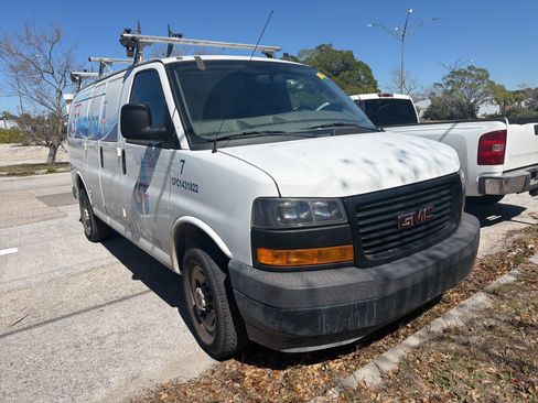 Used 2020 GMC Savana 2500 w/ Driver Convenience Package image 1