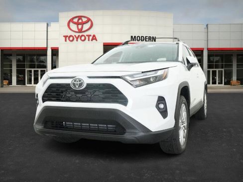 New 2025 Toyota RAV4 XLE Premium image 4