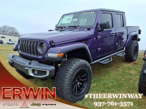 New 2026 Jeep Gladiator Sport image 3