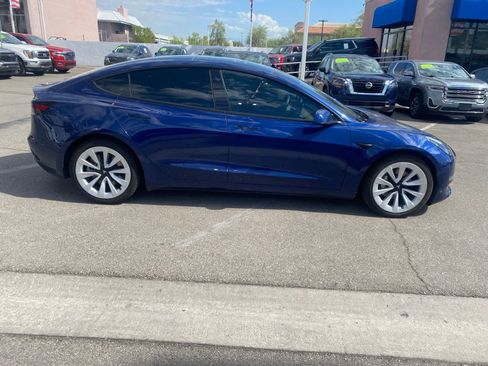 Used 2022 Tesla Model 3 Long Range AWD/4WD image 4