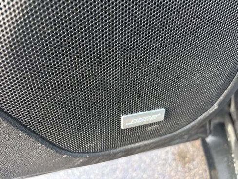 Used 2018 GMC Acadia Denali image 15