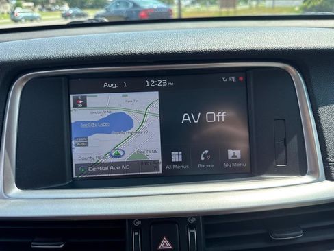 Used 2019 Kia Optima EX w/ EX Premium Package FWD image 39