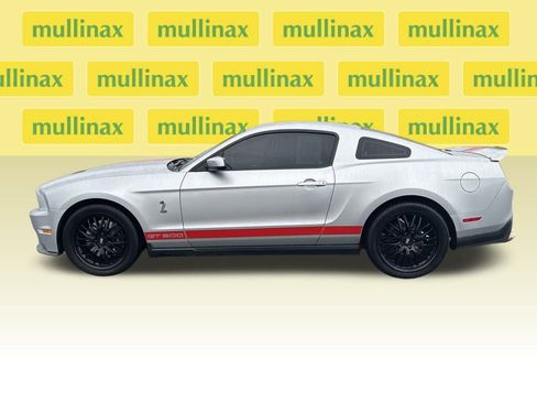 Used 2012 Ford Mustang Shelby GT500 w/ SVT Trackpack image 11