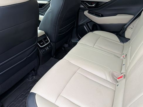 Used 2023 Subaru Outback Limited image 12