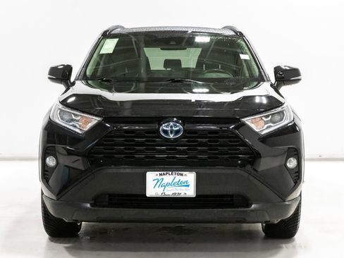 Used 2021 Toyota RAV4 XLE w/ Convenience Package AWD/4WD image 5