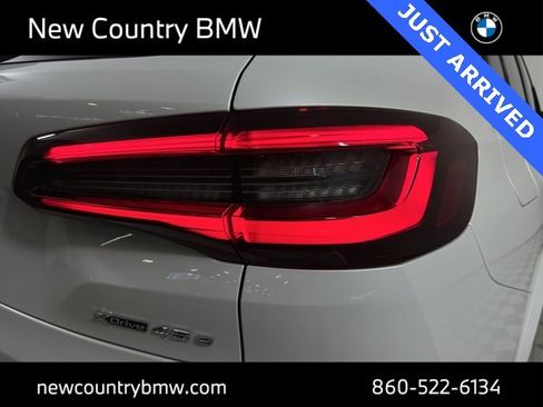 Used 2022 BMW X5 xDrive45e w/ M Sport Package image 32