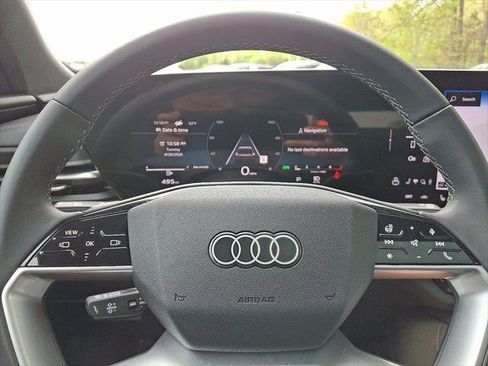 Certified 2025 Audi Q5 Premium w/ Convenience Package AWD/4WD image 20