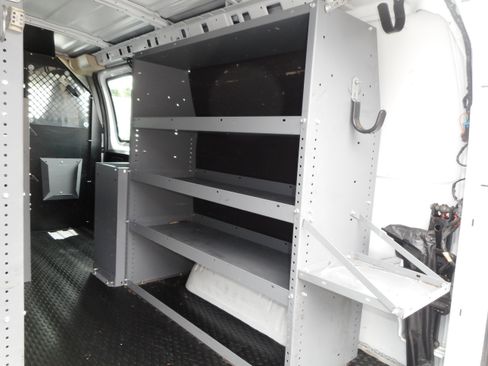 Used 2016 Chevrolet Express 2500 w/ Cold Climate Package RWD image 20