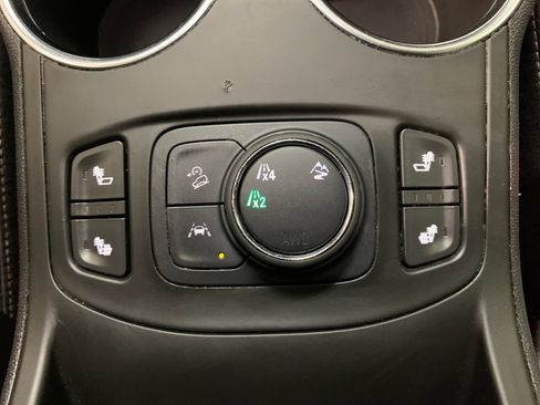 Used 2022 GMC Terrain SLE w/ Driver Convenience Package AWD/4WD image 10