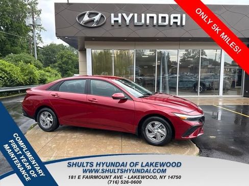 Used 2024 Hyundai Elantra SE FWD image 1
