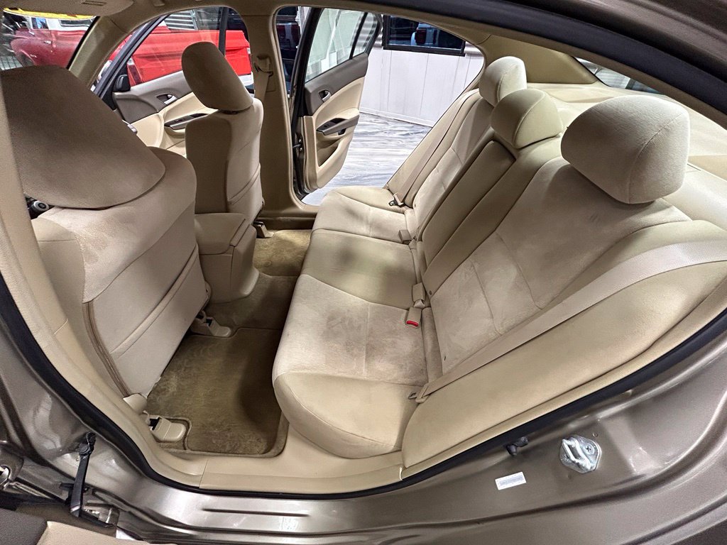 Used 2009 Honda Accord LX image 41