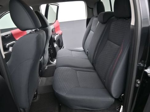Used 2021 Toyota Tacoma SR5 RWD image 15