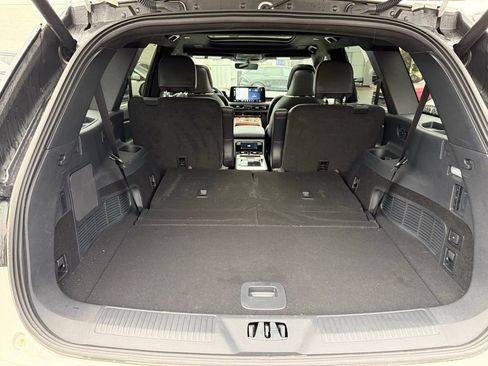 New 2025 Lincoln Aviator Black Label image 13