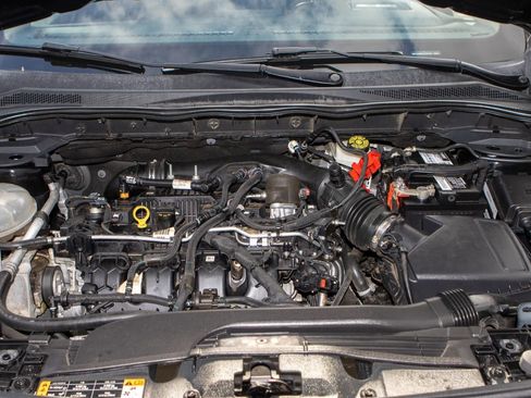 Used 2020 Ford Escape Titanium w/ Titanium Premium Package 2.0 image 29