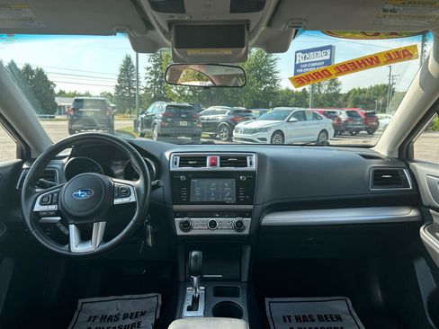 Used 2015 Subaru Legacy 2.5i Premium AWD/4WD image 19