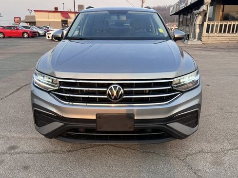 Used 2022 Volkswagen Tiguan S FWD image 4