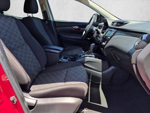 Used 2020 Nissan Rogue Sport SV FWD image 25