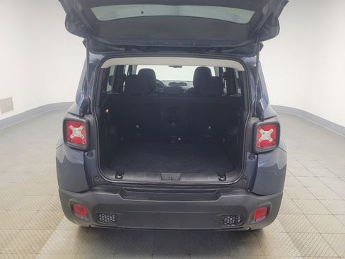 Used 2021 Jeep Renegade Latitude w/ Convenience Group image 29