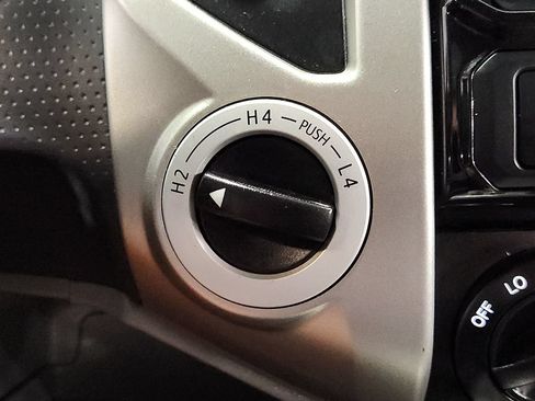 Used 2015 Toyota Tacoma 4x4 Double Cab w/ TRD Off-Road Package image 42