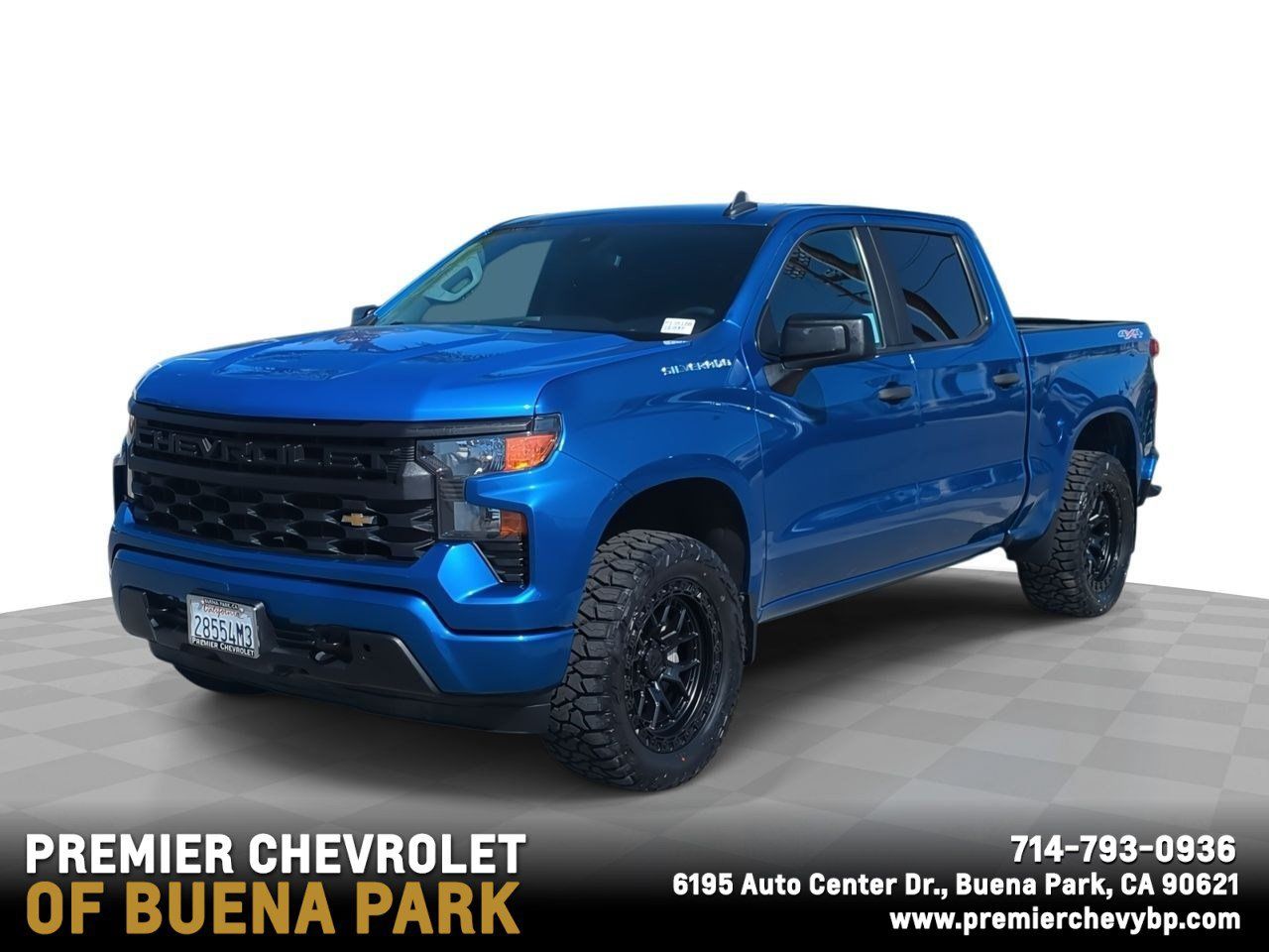 Used 2022 Chevrolet Silverado 1500 Custom AWD/4WD image 1
