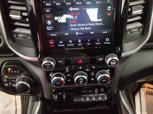 Used 2020 RAM 1500 Big Horn image 15