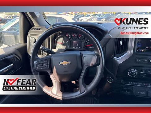 Used 2024 Chevrolet Silverado 3500 W/T image 38