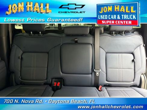 Used 2025 Chevrolet Silverado 1500 High Country w/ High Country Premium Package AWD/4WD image 22