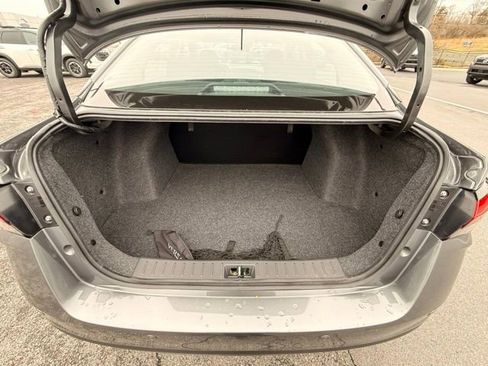 Certified 2025 Nissan Versa S w/ Trunk Package image 16