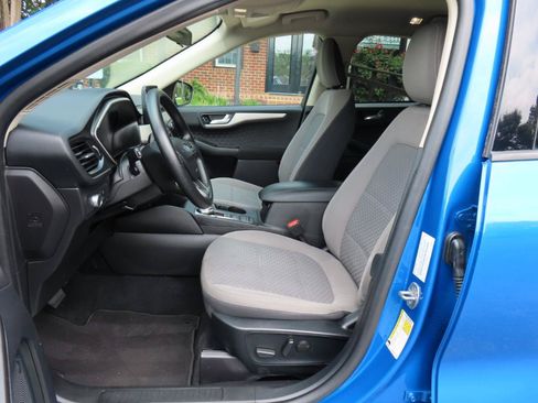 Used 2020 Ford Escape SE FWD image 15