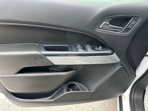 Used 2020 Chevrolet Colorado LT AWD/4WD image 13