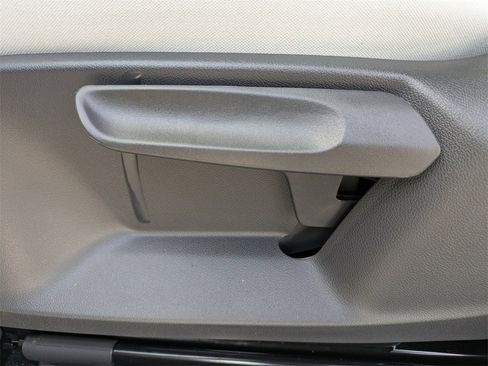 New 2026 Volkswagen Taos S image 25