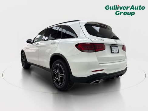 Used 2020 Mercedes-Benz GLC 300 4MATIC w/ AMG Line image 5