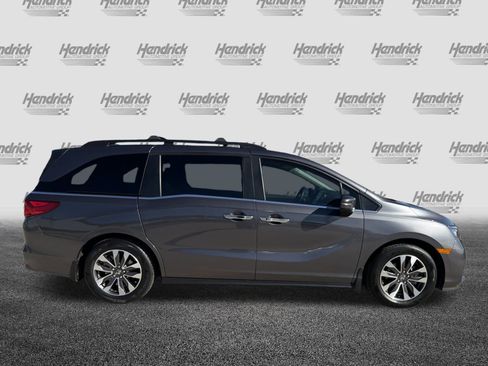 Used 2023 Honda Odyssey EX-L image 11