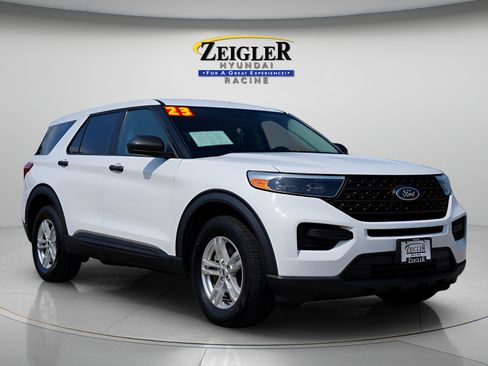 Used 2023 Ford Explorer 4WD image 1