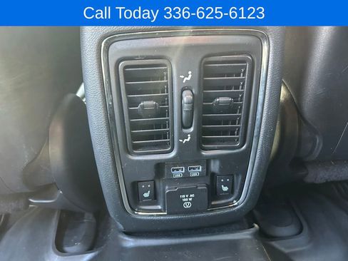 Used 2020 Jeep Grand Cherokee Overland AWD/4WD image 13