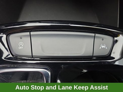 Used 2025 Chevrolet Trax ACTIV FWD image 31