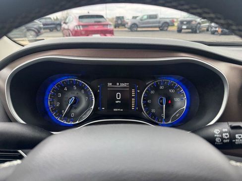 Used 2023 Chrysler Voyager LX FWD image 24