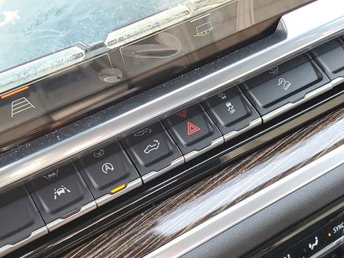 New 2026 GMC Sierra 1500 SLE image 17