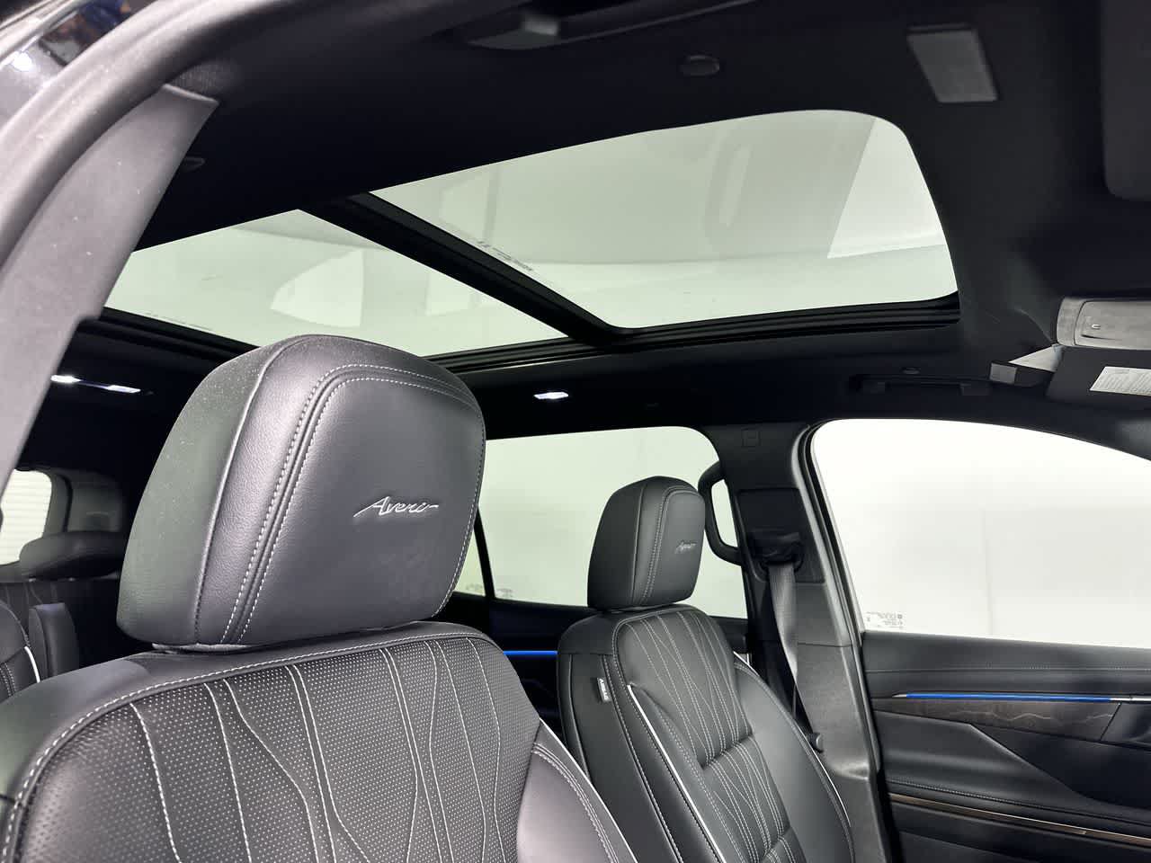 Used 2026 Buick Enclave Avenir w/ Super Cruise Package FWD image 20