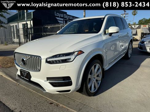 Used 2017 Volvo XC90 T8 Inscription w/ Luxury Package AWD/4WD image 3