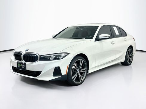 Used 2023 BMW 330i xDrive Sedan w/ Premium Package AWD/4WD image 3