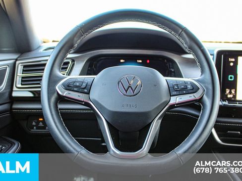 Used 2024 Volkswagen Atlas Cross Sport SE image 23