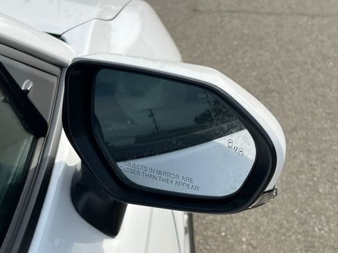 Used 2025 Toyota Camry LE FWD image 18