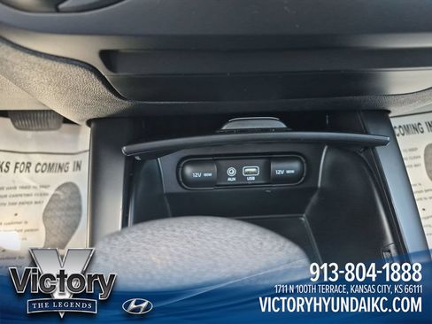 Used 2019 Kia Sorento L FWD image 18