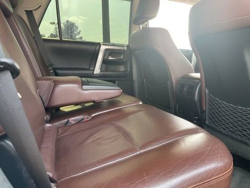 Used 2014 Toyota 4Runner Limited image 16