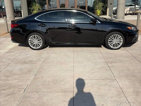 Used 2016 Lexus ES 350 w/ Navigation System Package FWD image 8
