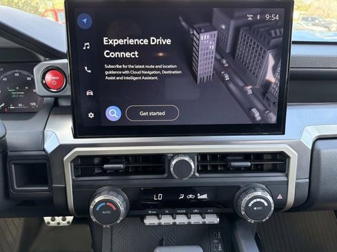 Certified 2025 Toyota Tacoma TRD Sport image 28