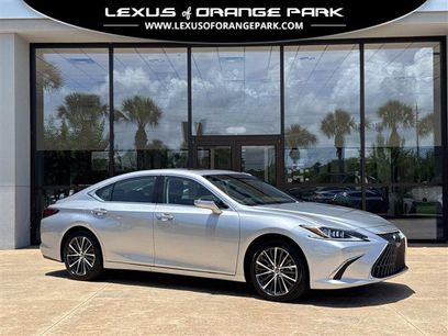 Used 2025 Lexus ES 350 w/ Premium Package