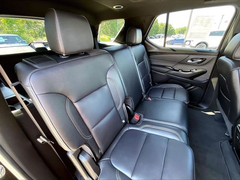 Used 2023 Chevrolet Traverse LT AWD/4WD image 15